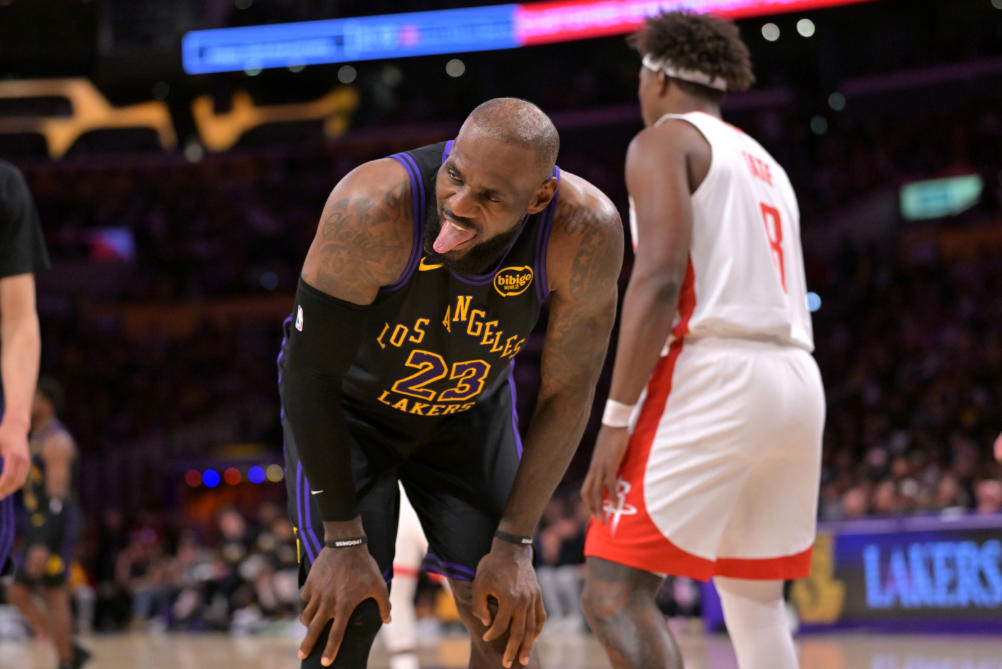 前NBA球星揭秘：湖人G5該戰(zhàn)略性放棄？雷迪克戰(zhàn)術(shù)或迎大考，火箭尊嚴(yán)之戰(zhàn)有何深意？